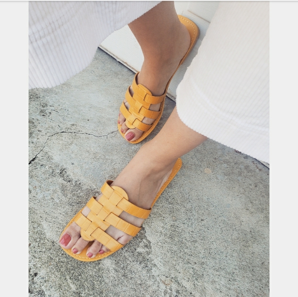 ποΈMy summer Faves// Yellow croco Sandal - Picture 7 of 8